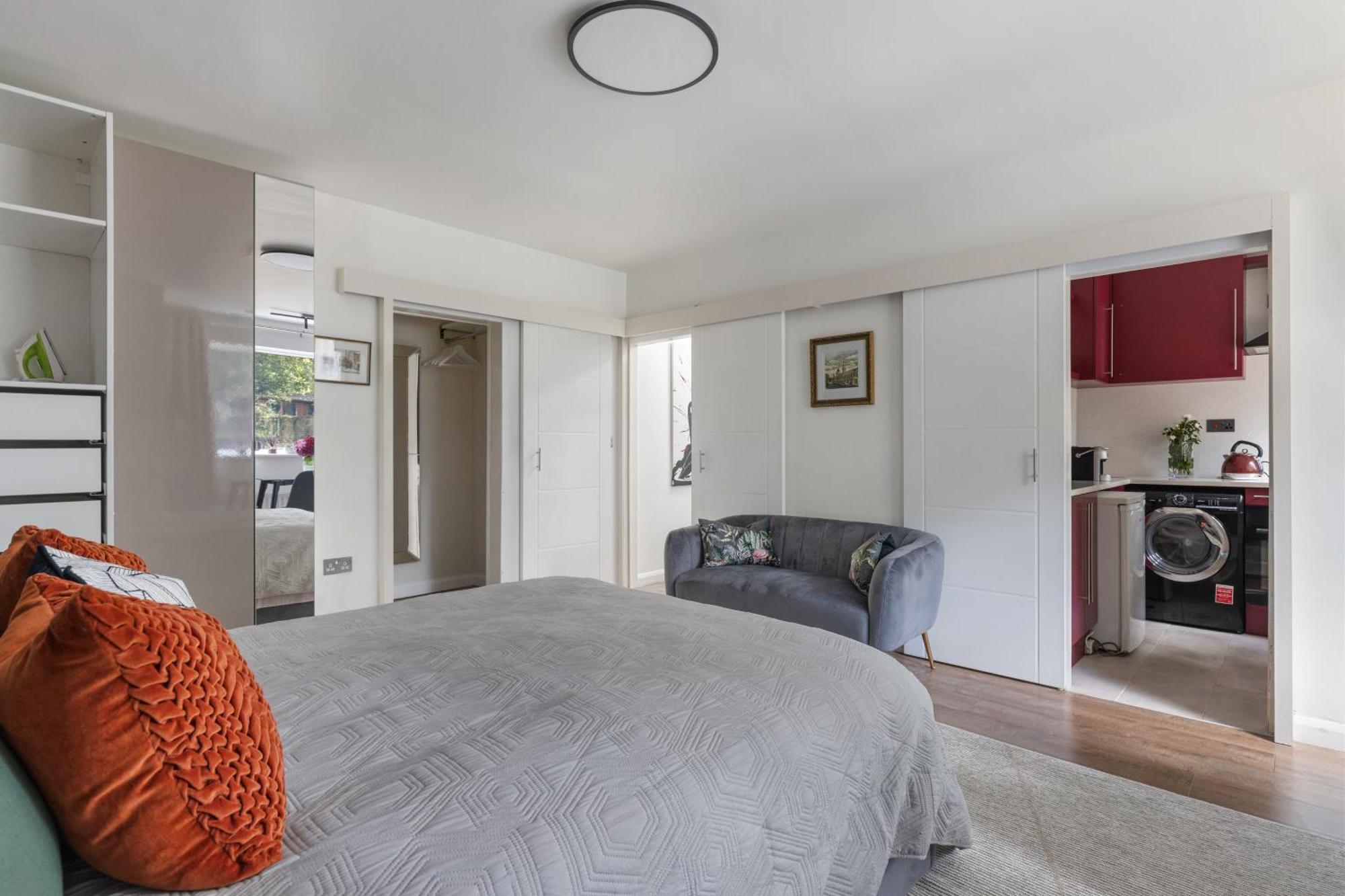 King Studio Apartment With Garden And Parking Ealing kerület Kültér fotó